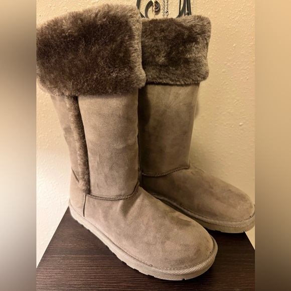 Arizona Susie Truffle Boot - Size 7 M - Picture 2 of 5